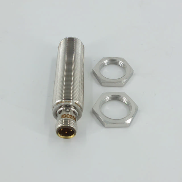 Inductive sensor M18 NC 4,5 mm