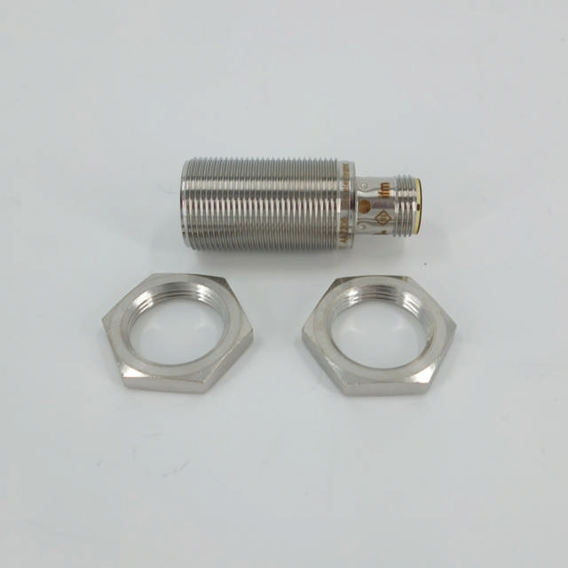 Inductive sensor M18 NO 8 mm