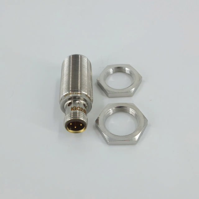 Inductive sensor M18 NC 8 mm